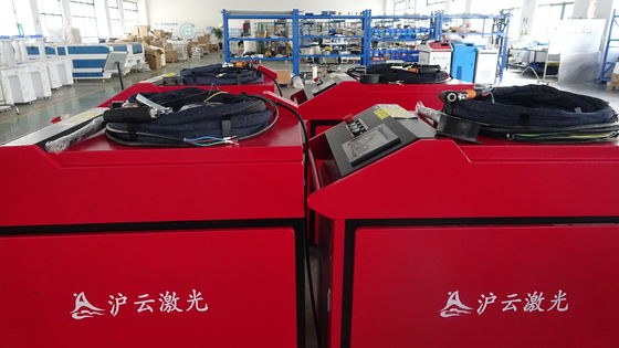 เครื่องเชื่อมเลเซอร์ไฟเบอร์มือ 1000W 1500W 2000W 3000W สําหรับร้านขายอาหารและเครื่องดื่ม