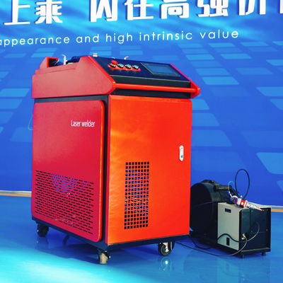 เครื่องตัดสแตนเลสอลูมิเนียมทองแดงหลายฟังก์ชันเลเซอร์สอดมือ 1000W 1500W 2000W