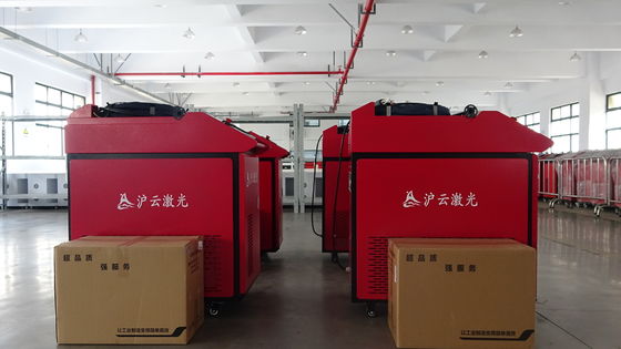 เครื่องเชื่อมเลเซอร์มือถือ 1000W 1500W 2000W 3000W ความเร็วการตัด 100m/min