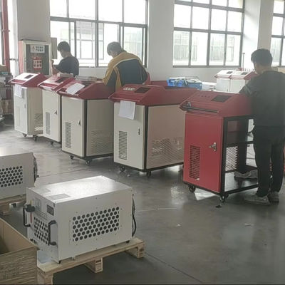 1000W 1500W 2000W 3000W เครื่องปั่นเลเซอร์ไฟเบอร์มือถือสําหรับอุตสาหกรรม