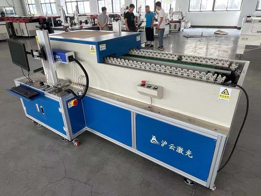 เครื่องฉลากเลเซอร์กระเป๋าเหล็ก 30w 50w สําหรับการตราสัญลักษณ์บนโลหะและโลหะไม่