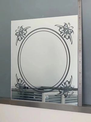 เครื่องหมายเลเซอร์ไฟเบอร์ขนาดเล็กมือถือ 20W 30W 50W สําหรับเลเซอร์ฉลาก