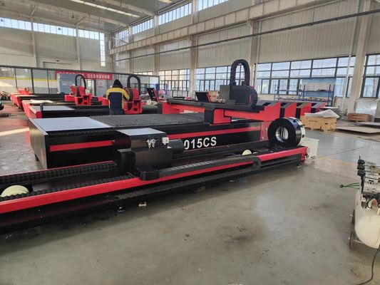 3015 เครื่องตัดเลเซอร์ไฟเบอร์ 1000W 1500W 2000W 3000W พร้อมการตั้งค่าประเภท gantry